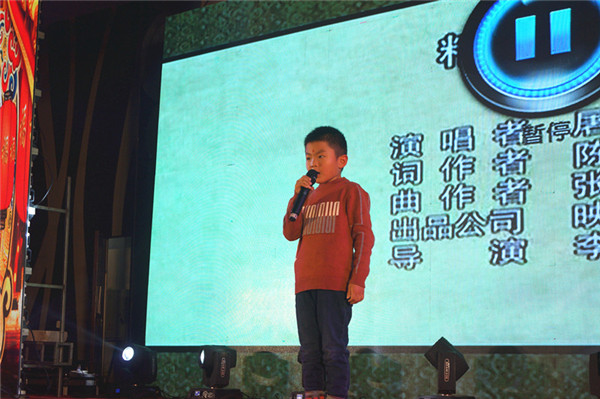 領(lǐng)先生物召開(kāi)2018年度表彰獎勵大會(huì )暨2019年度工作規劃大會(huì )